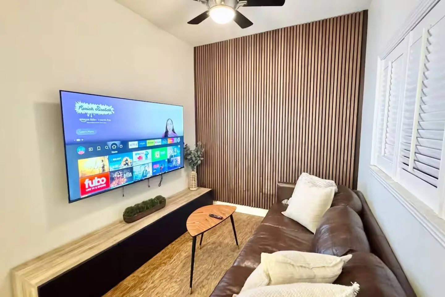 Spacious 2BR + Gigabit Wi-Fi + 2 Parking Spots
